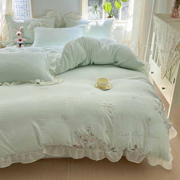 91家纺网 家纺一手货源 找家纺 AB家纺2025新款 水洗棉绣花四件套 依兰梦 水绿