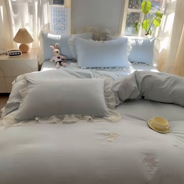 91家纺网 家纺一手货源 找家纺 AB家纺2025新款 水洗棉绣花四件套 依兰梦  天空蓝