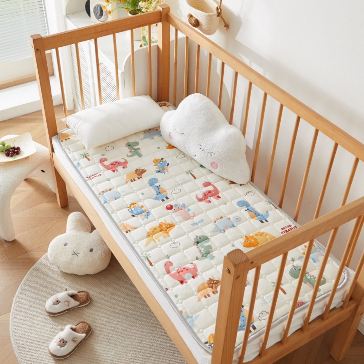 91家纺网 家纺一手货源 找家纺 奇丝雅 2025新款A类全棉棉花婴儿薄床垫幼儿园床褥子儿童专用小宝宝拼接四季通用午睡垫被午托入学 棉花填充-恐龙萌游记-全棉款