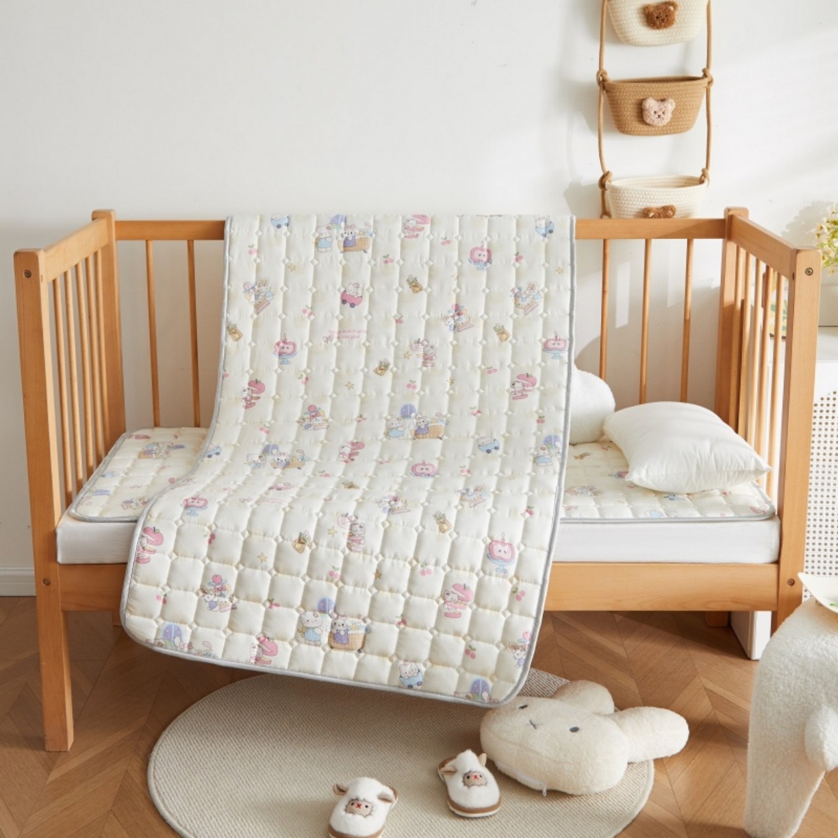 91家纺网 家纺一手货源 找家纺 奇丝雅 2025新款A类全棉棉花婴儿薄床垫幼儿园床褥子儿童专用小宝宝拼接四季通用午睡垫被午托入学 棉花填充-甜梦悠韵-全棉款