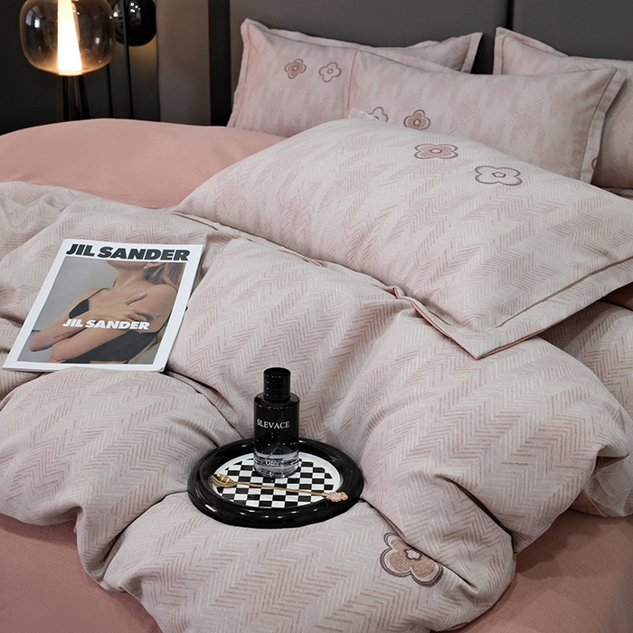 91家纺网 家纺一手货源 找家纺 遇安家纺 2025新款加厚全棉生态磨毛印花四件套 四叶草