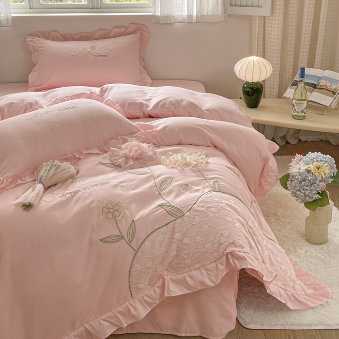 91家纺网 家纺一手货源 找家纺 AB家纺2025新款 水洗棉绣花四件套 丽芙塔-梦幻粉