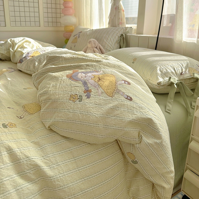 91家纺网 家纺一手货源 找家纺 （总）漫仙阁家纺 2025新款蝴蝶结绑带款四件套-卡通系列