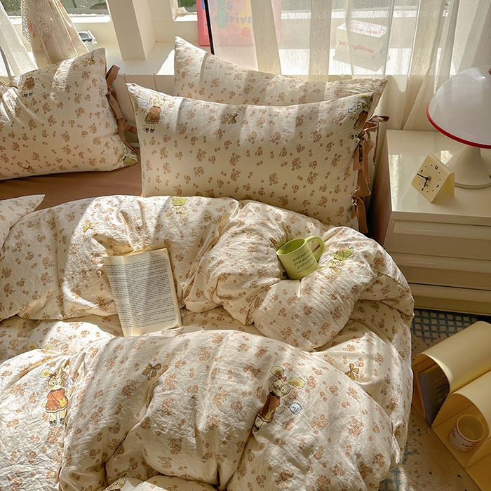 91家纺网 家纺一手货源 找家纺 漫仙阁家纺 2025新款蝴蝶结绑带款四件套-卡通系列 裙子小兔