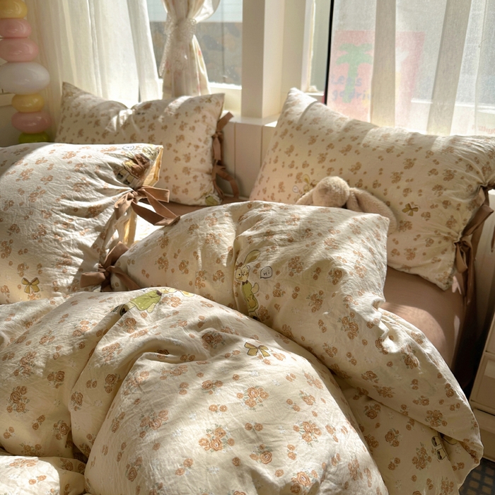 91家纺网 家纺一手货源 找家纺 漫仙阁家纺 2025新款蝴蝶结绑带款四件套-卡通系列 裙子小兔