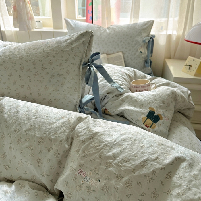 91家纺网 家纺一手货源 找家纺 漫仙阁家纺 2025新款蝴蝶结绑带款四件套-卡通系列 绅士小象-蓝