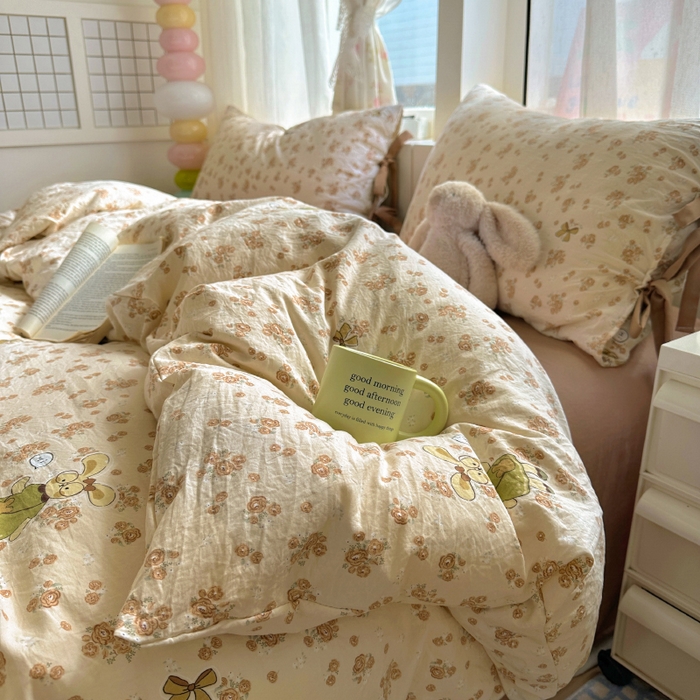 91家纺网 家纺一手货源 找家纺 漫仙阁家纺 2025新款蝴蝶结绑带款四件套-卡通系列 裙子小兔