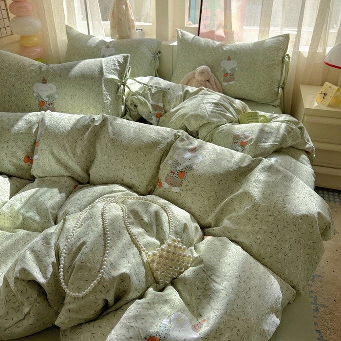 91家纺网 家纺一手货源 找家纺 漫仙阁家纺 2025新款蝴蝶结绑带款四件套-卡通系列 欢乐小象