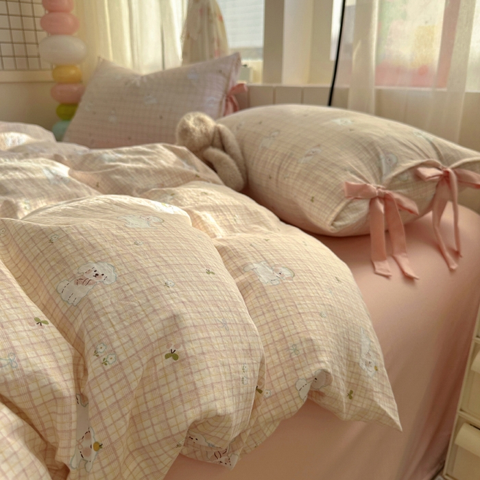 91家纺网 家纺一手货源 找家纺 漫仙阁家纺 2025新款蝴蝶结绑带款四件套-卡通系列 格子小狗