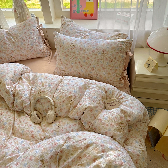 91家纺网 家纺一手货源 找家纺 漫仙阁家纺 2025新款蝴蝶结绑带款四件套-卡通系列 粉小兔