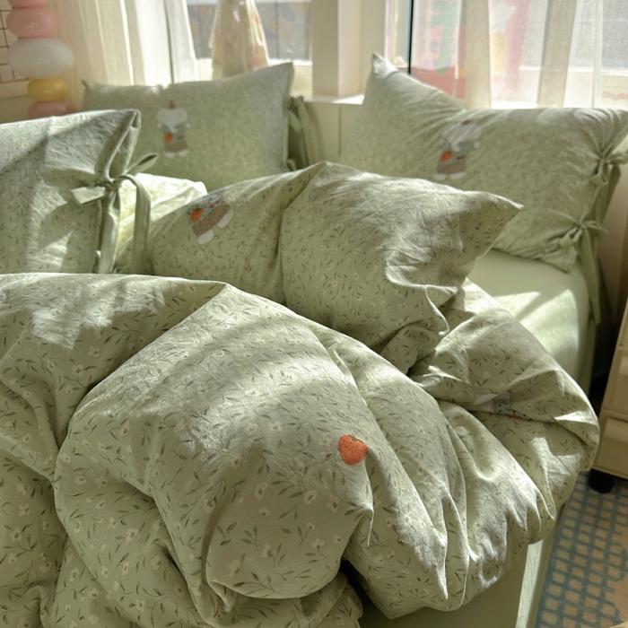 91家纺网 家纺一手货源 找家纺 漫仙阁家纺 2025新款蝴蝶结绑带款四件套-卡通系列 欢乐小象