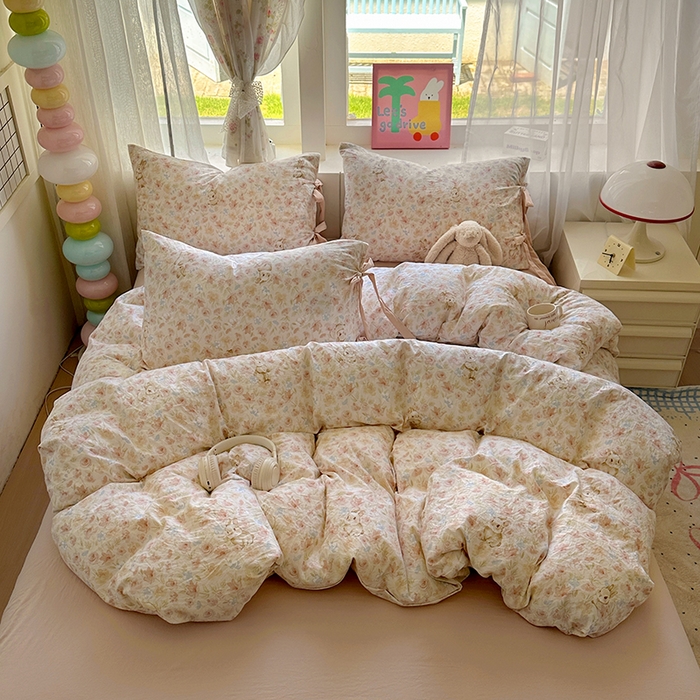 91家纺网 家纺一手货源 找家纺 漫仙阁家纺 2025新款蝴蝶结绑带款四件套-卡通系列 粉小兔