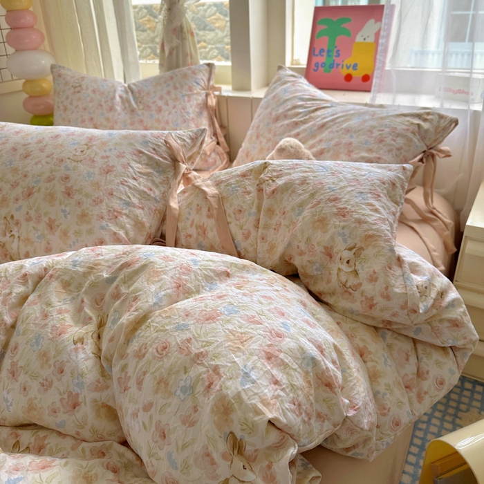 91家纺网 家纺一手货源 找家纺 漫仙阁家纺 2025新款蝴蝶结绑带款四件套-卡通系列 粉小兔