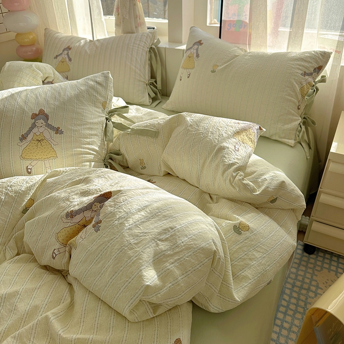 91家纺网 家纺一手货源 找家纺 漫仙阁家纺 2025新款蝴蝶结绑带款四件套-卡通系列 田园女孩