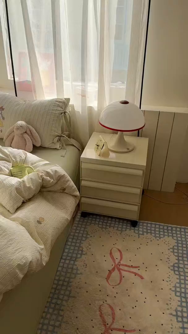 91家纺网 家纺一手货源 找家纺 漫仙阁家纺 2025新款蝴蝶结绑带款四件套-卡通系列 田园女孩