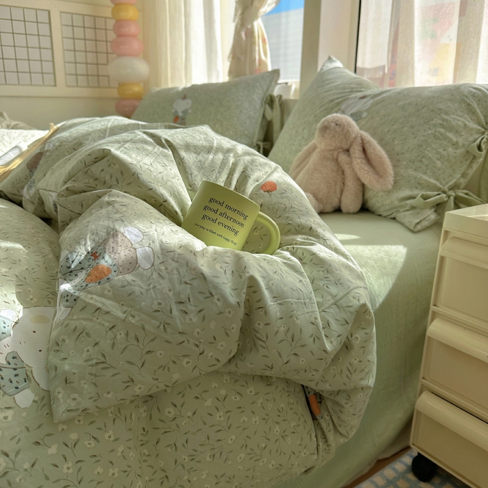 91家纺网 家纺一手货源 找家纺 （总）漫仙阁家纺 2025新款蝴蝶结绑带款四件套-卡通系列