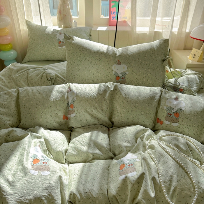 91家纺网 家纺一手货源 找家纺 （总）漫仙阁家纺 2025新款蝴蝶结绑带款四件套-卡通系列