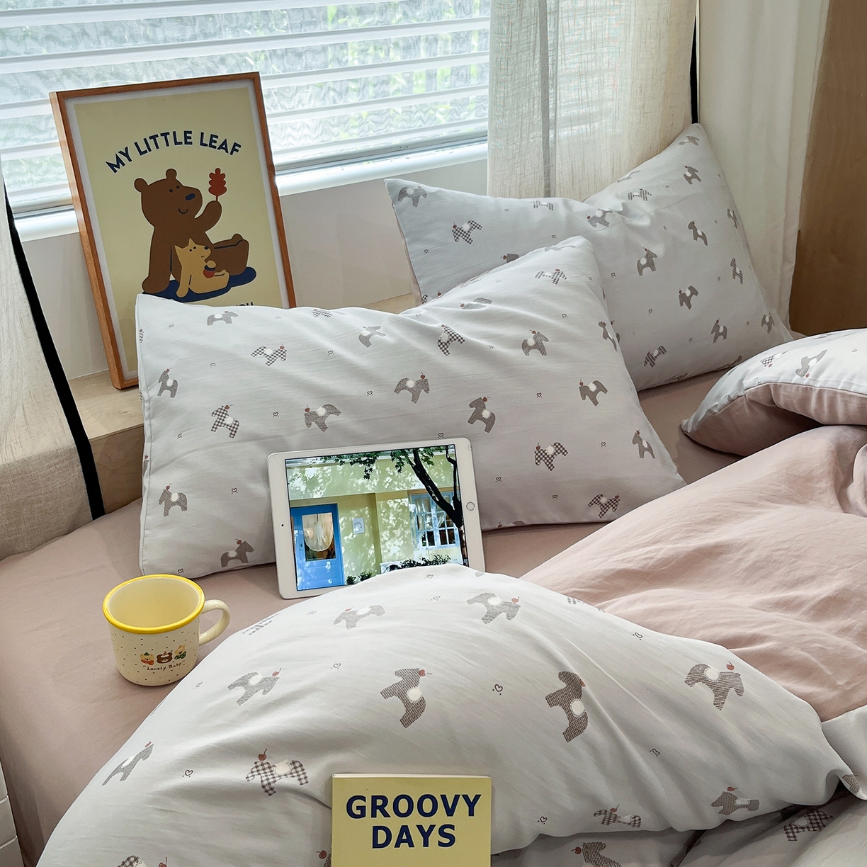 91家纺网 家纺一手货源 找家纺 金梦拉家纺 2025新款A类提花人字纹小布袋款四件套 小木马