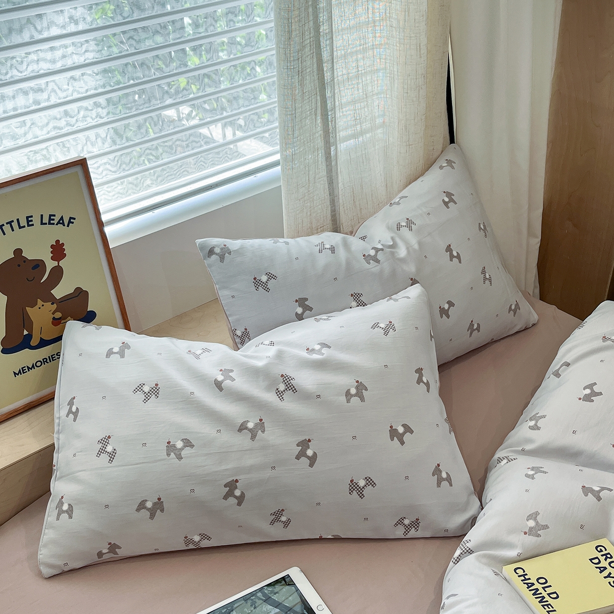 91家纺网 家纺一手货源 找家纺 金梦拉家纺 2025新款A类提花人字纹小布袋款四件套 小木马