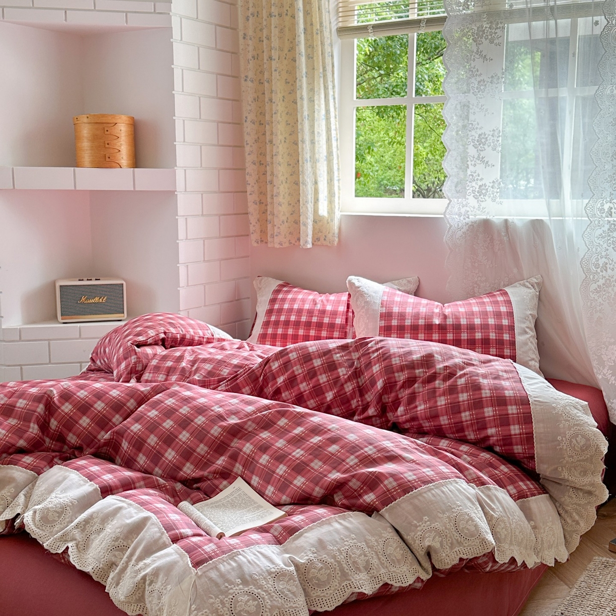 91家纺网 家纺一手货源 找家纺 觅糖家纺 2025新款A类全棉云感双层纱蕾丝花边四件套 蔓莓格