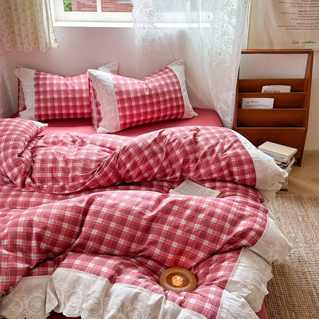 91家纺网 家纺一手货源 找家纺 觅糖家纺 2025新款A类全棉云感双层纱蕾丝花边四件套 蔓莓格