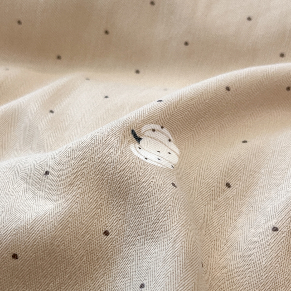 91家纺网 家纺一手货源 找家纺 金梦拉家纺 2025新款A类提花人字纹小布袋款四件套 小南瓜