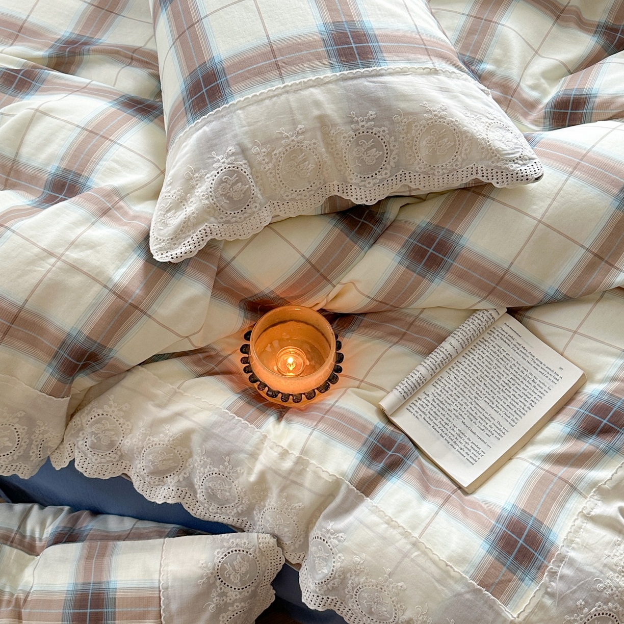 91家纺网 家纺一手货源 找家纺 觅糖家纺 2025新款A类全棉云感双层纱蕾丝花边四件套 西西里格