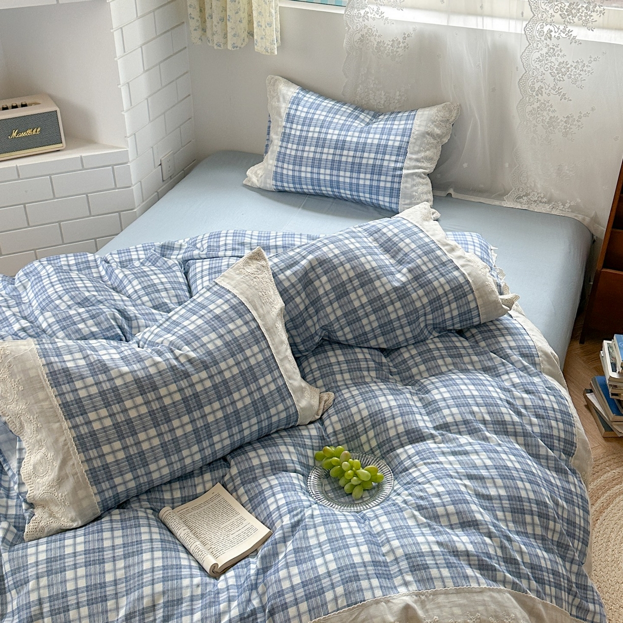 91家纺网 家纺一手货源 找家纺 觅糖家纺 2025新款A类全棉云感双层纱蕾丝花边四件套 晴天蓝格