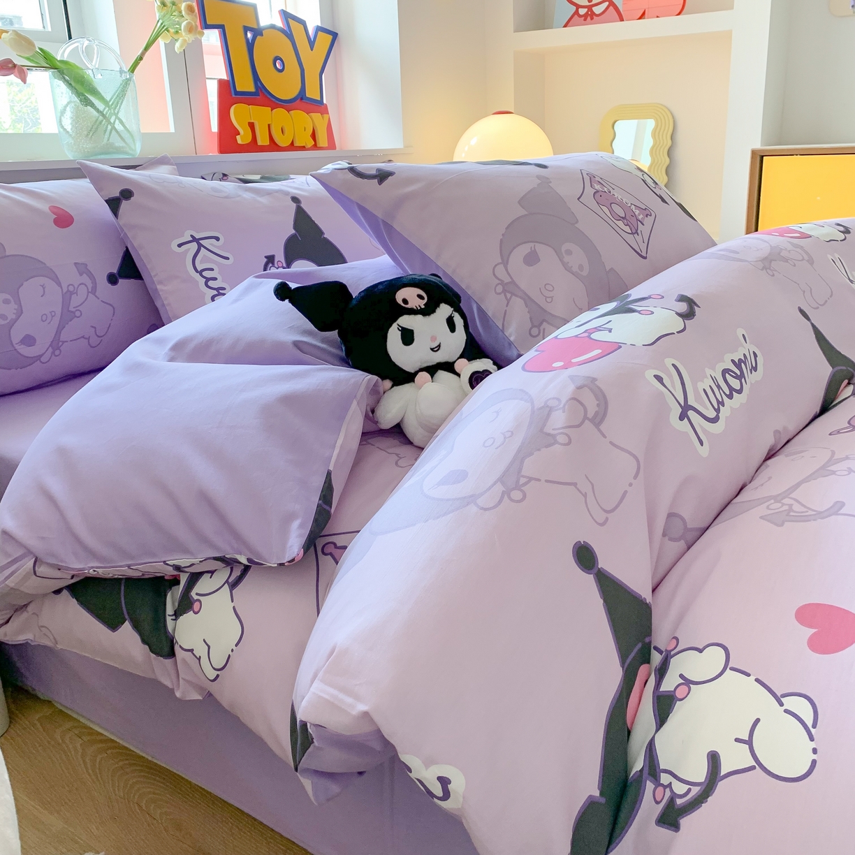 91家纺网 家纺一手货源 找家纺 玉元坊 2025新款三丽鸥系列 纯棉床单全棉床裙三四件套 基础款 库洛米【简约款】