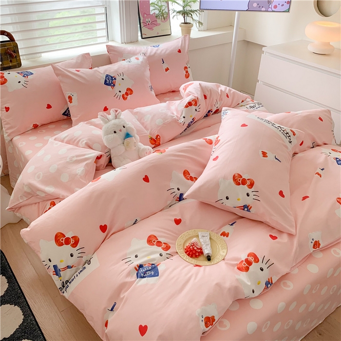 91家纺网 家纺一手货源 找家纺 玉元坊 2025新款三丽鸥系列 纯棉床单全棉床裙三四件套 基础款 苹果凯蒂【简约款】