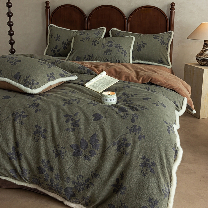 91家纺网 家纺一手货源 找家纺 迷尚家居 2025新款复古色织棉麻牛奶绒棉加绒四件套 颂青时-绒