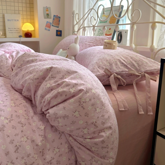 91家纺网 家纺一手货源 找家纺 （总）漫仙阁家纺2025新款蝴蝶结绑带款四件套-碎花系列