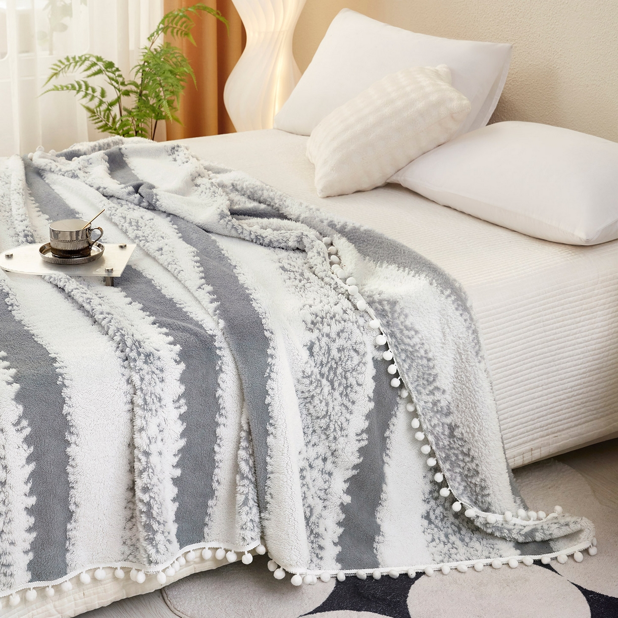 91家纺网 家纺一手货源 找家纺 莱家富 2026新款跨境专供外贸出口300克重双面条纹阳离子提花毛球毛毯盖毯休闲小毯子冬季床单 雪球梦语烟灰