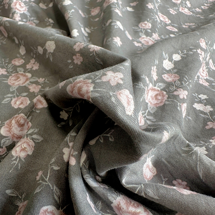 91家纺网 家纺一手货源 找家纺 漫仙阁家纺2025新款蝴蝶结绑带款四件套-碎花系列 冬日恋歌