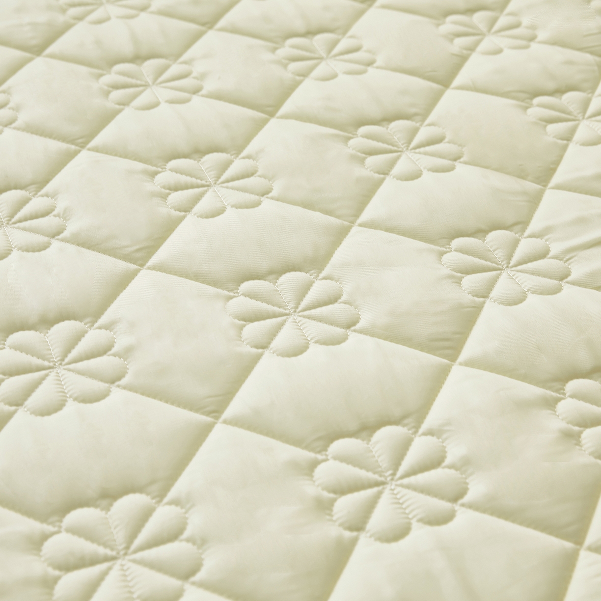 91家纺网 家纺一手货源 找家纺 风蝴蝶 2025新款磨毛夹棉防水床笠跨境电商床垫保护罩隔尿保护套 四叶草-奶咖黄