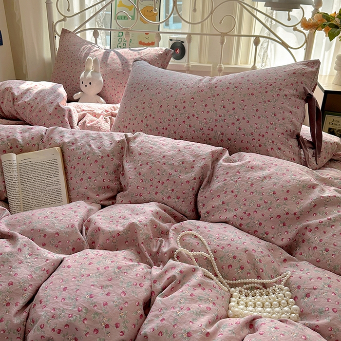 91家纺网 家纺一手货源 找家纺 漫仙阁家纺2025新款蝴蝶结绑带款四件套-碎花系列 红果