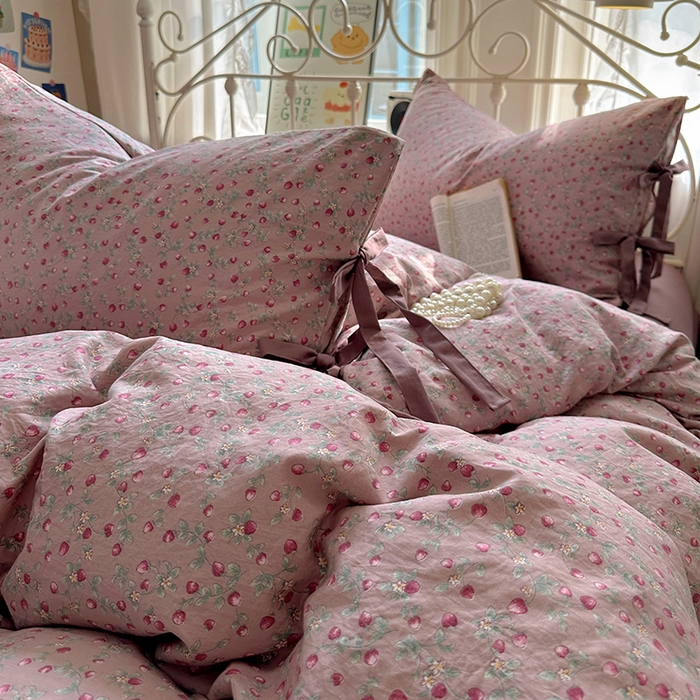 91家纺网 家纺一手货源 找家纺 漫仙阁家纺2025新款蝴蝶结绑带款四件套-碎花系列 红果