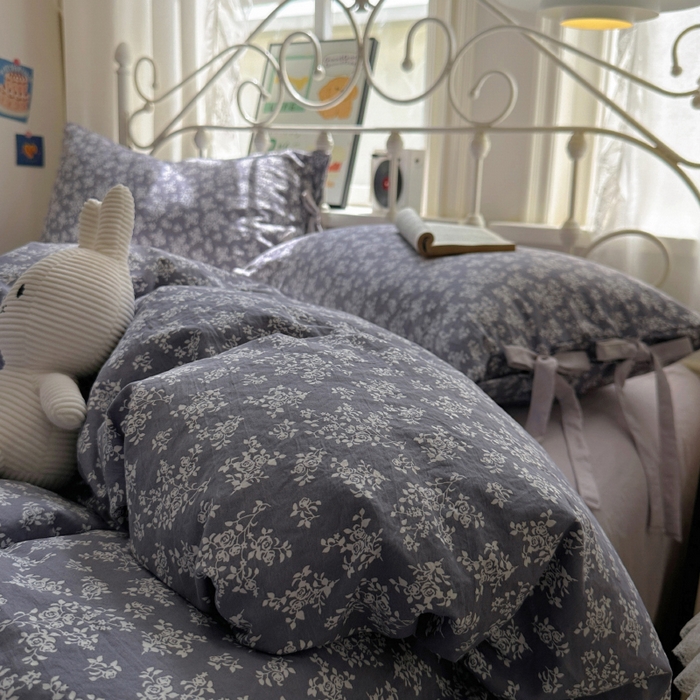 91家纺网 家纺一手货源 找家纺 漫仙阁家纺2025新款蝴蝶结绑带款四件套-碎花系列 花菲