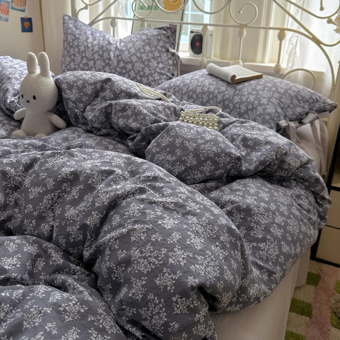 91家纺网 家纺一手货源 找家纺 漫仙阁家纺2025新款蝴蝶结绑带款四件套-碎花系列 花菲