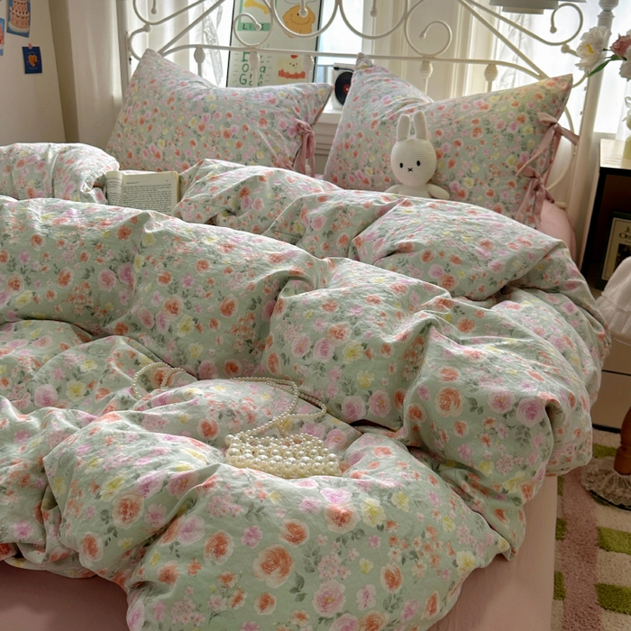 91家纺网 家纺一手货源 找家纺 漫仙阁家纺2025新款蝴蝶结绑带款四件套-碎花系列 花间物语