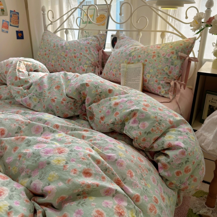 91家纺网 家纺一手货源 找家纺 漫仙阁家纺2025新款蝴蝶结绑带款四件套-碎花系列 花间物语