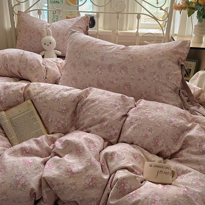 91家纺网 家纺一手货源 找家纺 漫仙阁家纺2025新款蝴蝶结绑带款四件套-碎花系列 花语