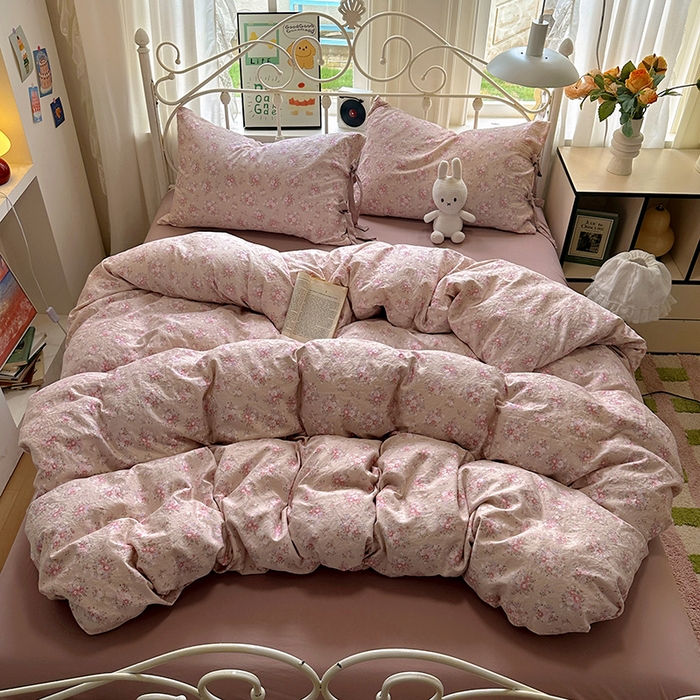 91家纺网 家纺一手货源 找家纺 漫仙阁家纺2025新款蝴蝶结绑带款四件套-碎花系列 花语