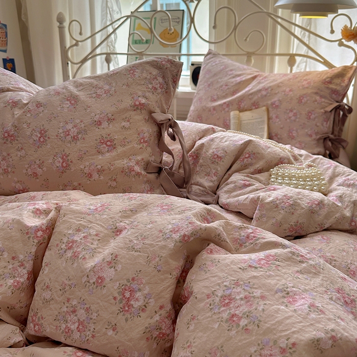 91家纺网 家纺一手货源 找家纺 漫仙阁家纺2025新款蝴蝶结绑带款四件套-碎花系列 花语