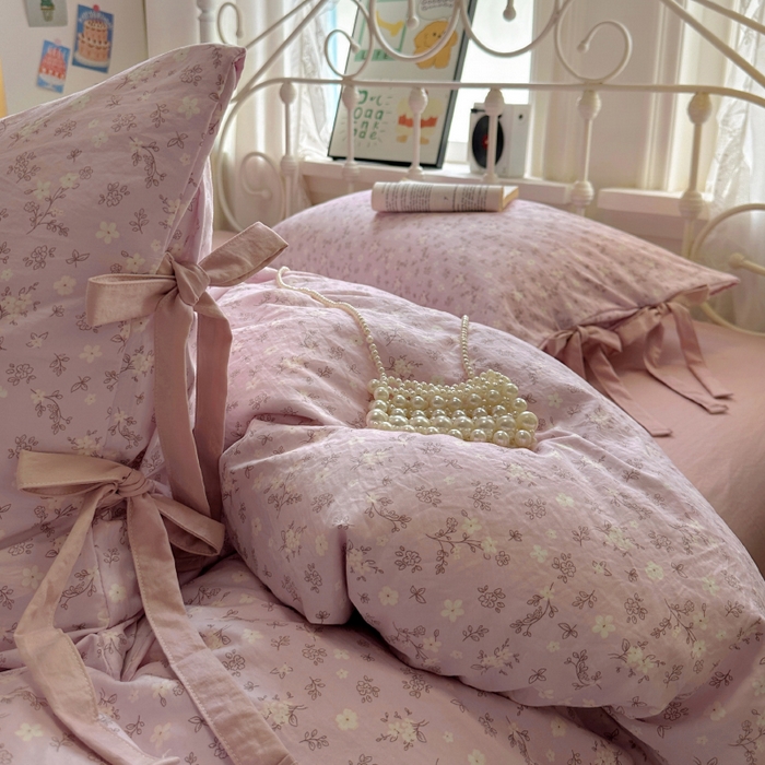 91家纺网 家纺一手货源 找家纺 漫仙阁家纺2025新款蝴蝶结绑带款四件套-碎花系列 拾春