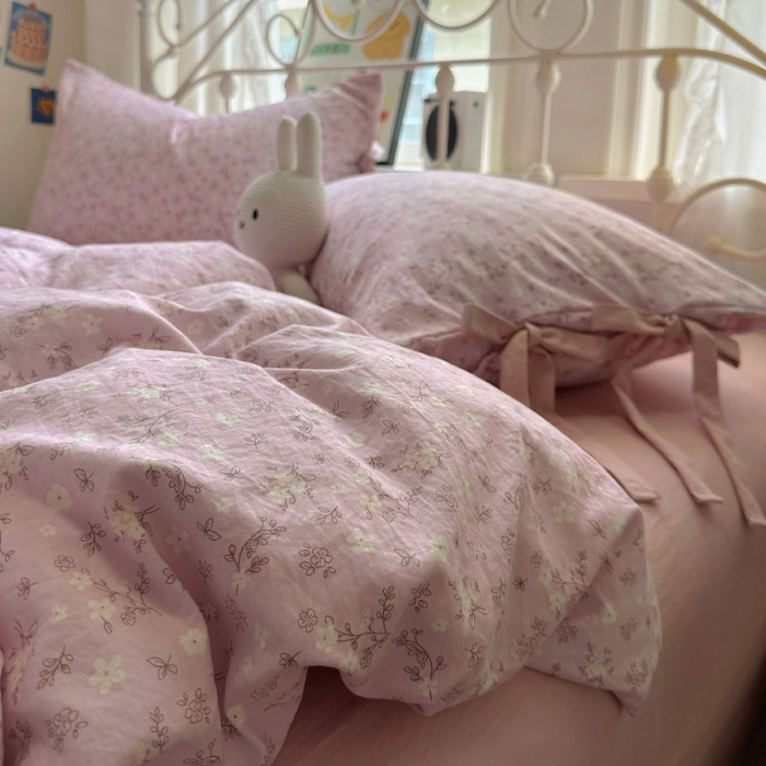 91家纺网 家纺一手货源 找家纺 漫仙阁家纺2025新款蝴蝶结绑带款四件套-碎花系列 拾春