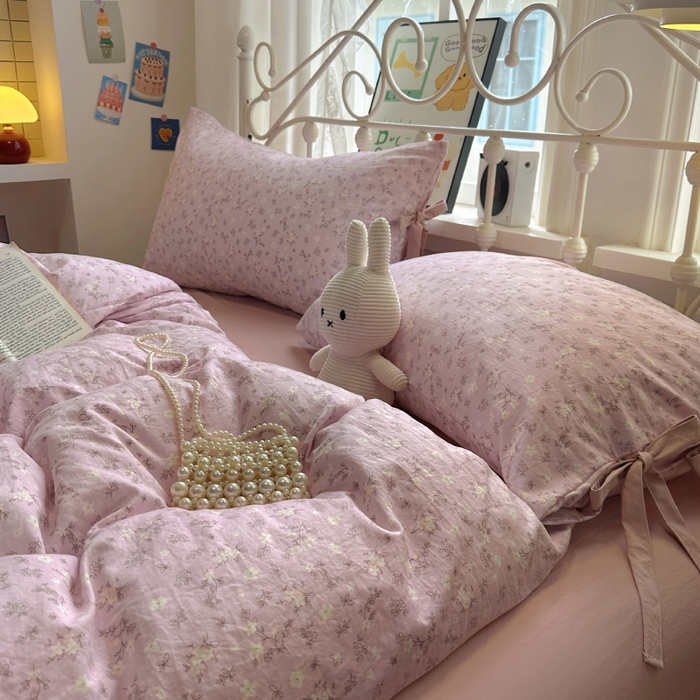 91家纺网 家纺一手货源 找家纺 漫仙阁家纺2025新款蝴蝶结绑带款四件套-碎花系列 拾春