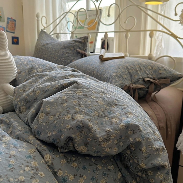 91家纺网 家纺一手货源 找家纺 漫仙阁家纺2025新款蝴蝶结绑带款四件套-碎花系列 晚风