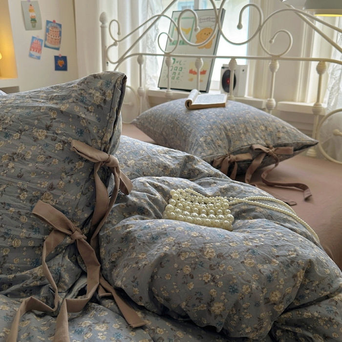 91家纺网 家纺一手货源 找家纺 漫仙阁家纺2025新款蝴蝶结绑带款四件套-碎花系列 晚风