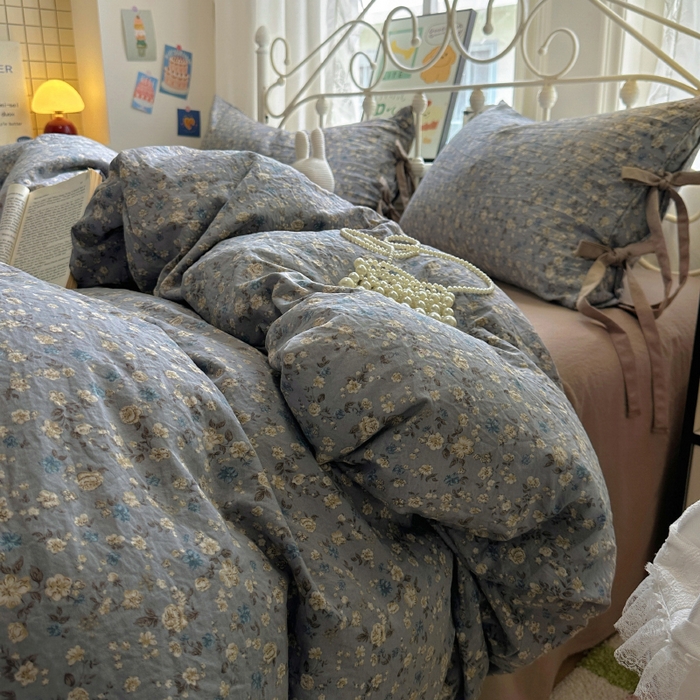 91家纺网 家纺一手货源 找家纺 漫仙阁家纺2025新款蝴蝶结绑带款四件套-碎花系列 晚风